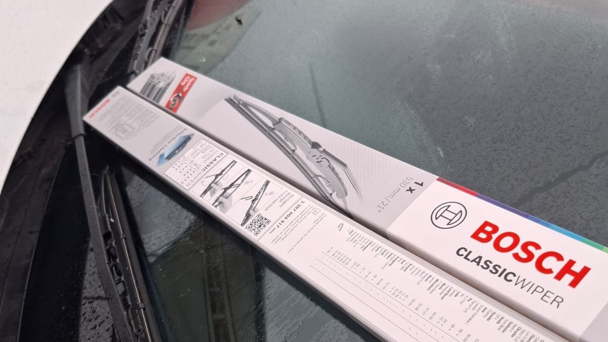 Windscreen wiper blades ready for fitting at Fangio Auto Hermanus